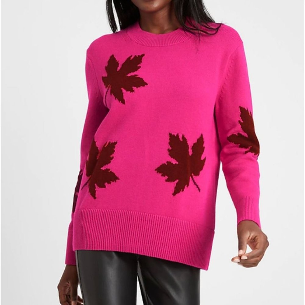 Banana Republic Relaxed Maple Leaf Pink Sweater
